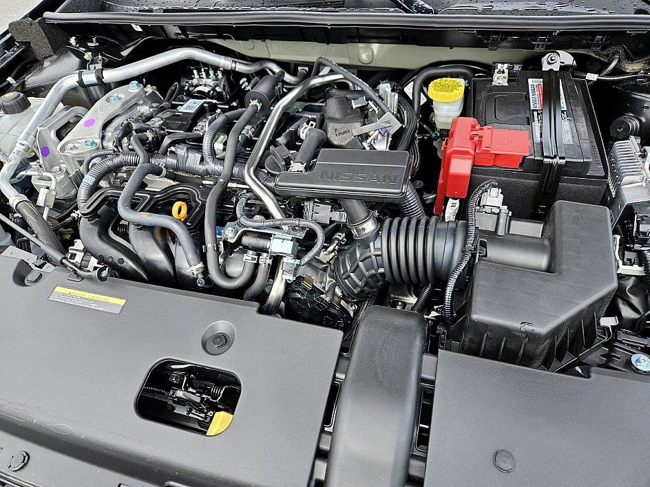 2025 Nissan Sentra S photo 16