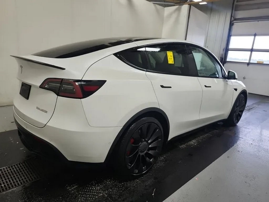 2022 Tesla Model Y Performance photo 4