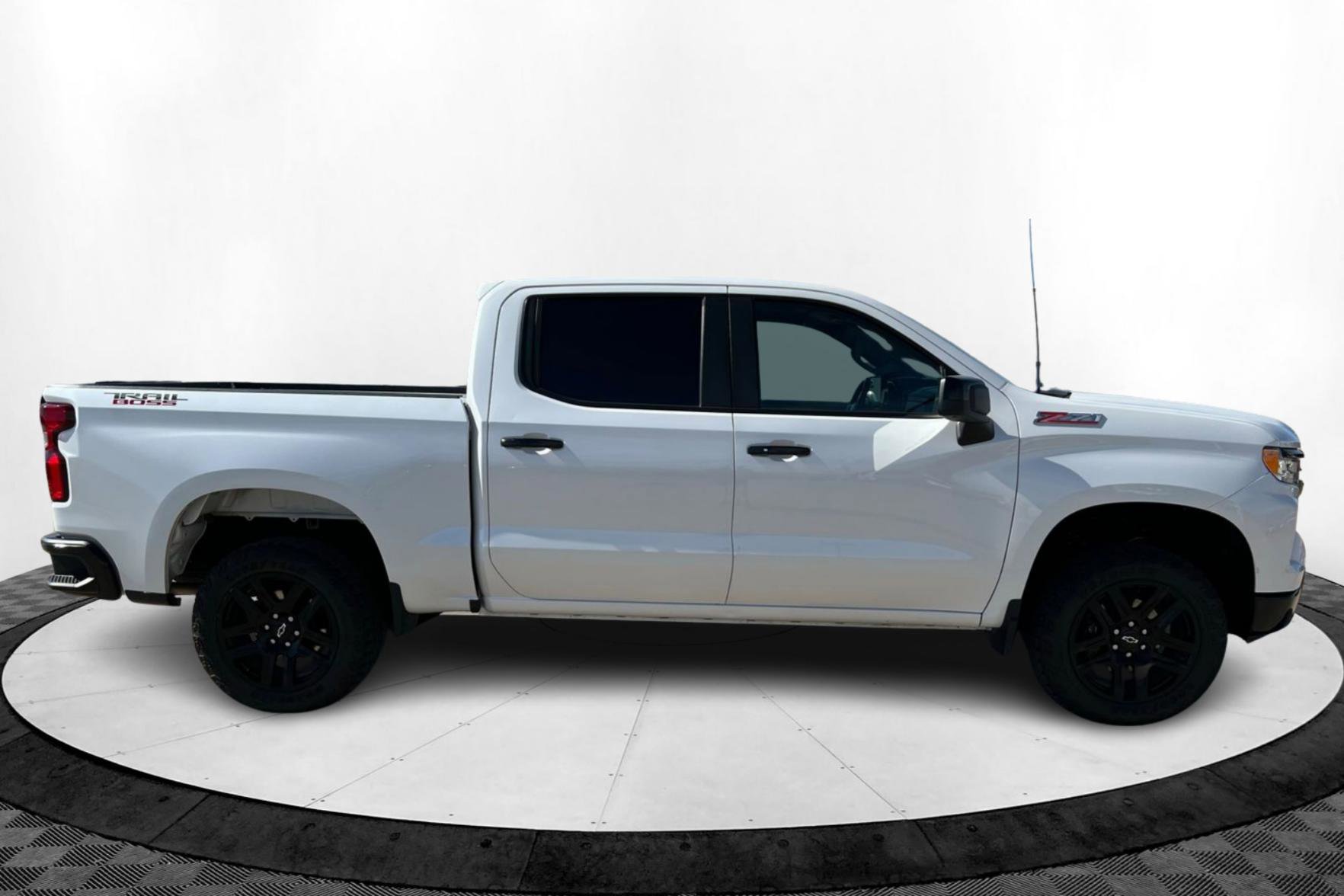2023 Chevrolet Silverado 1500 LT Trail Boss photo 6