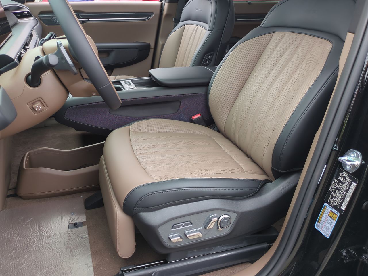 2026 Kia EV9 GT-Line photo 19