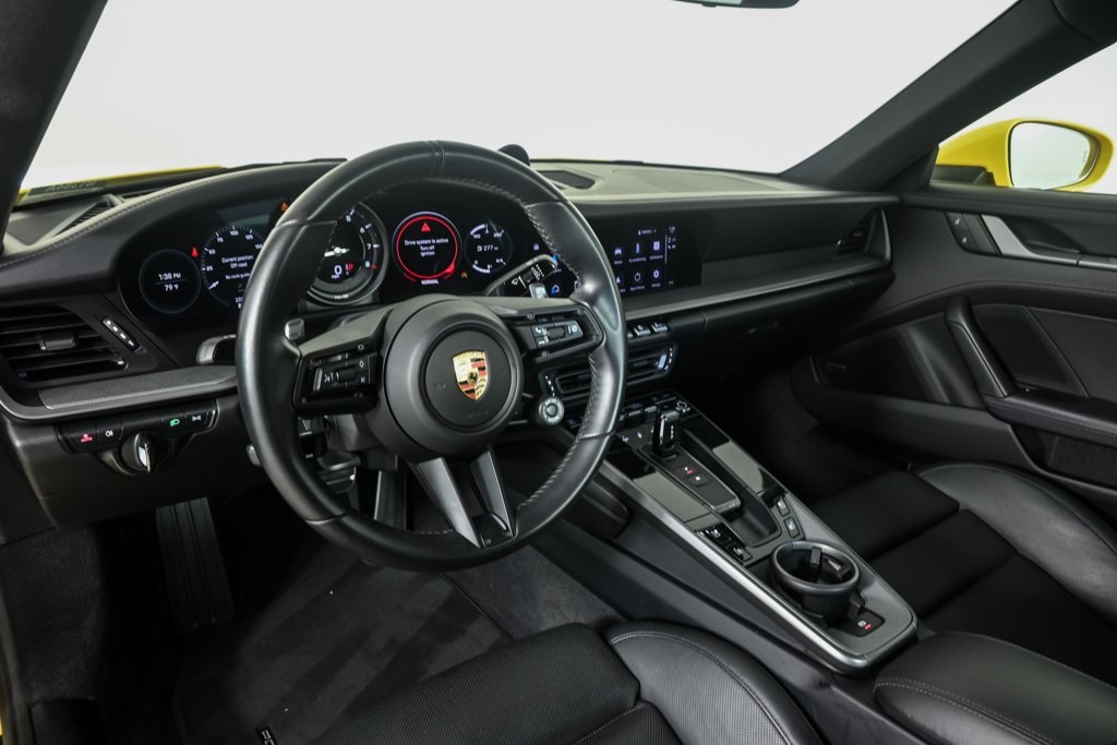 2024 Porsche 911 S photo 4