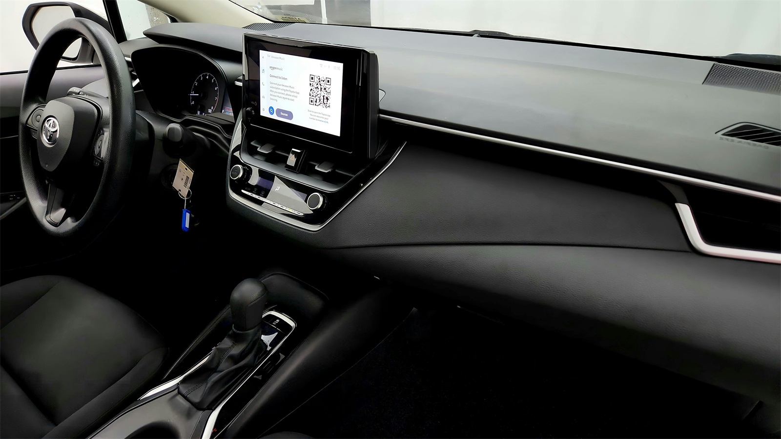 2024 Toyota Corolla LE photo 34