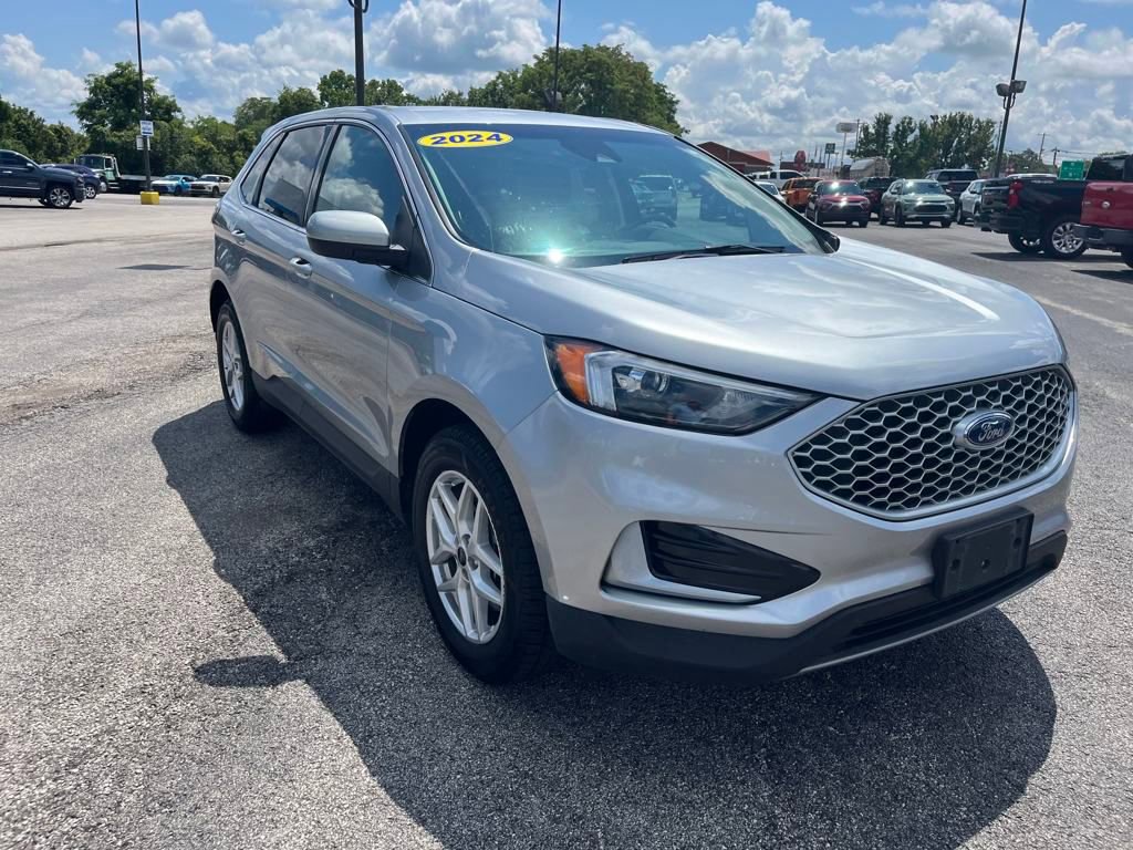 2024 Ford Edge SEL photo 7