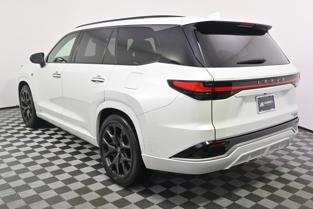 2024 Lexus TX 500h F SPORT Performance Premium photo 3