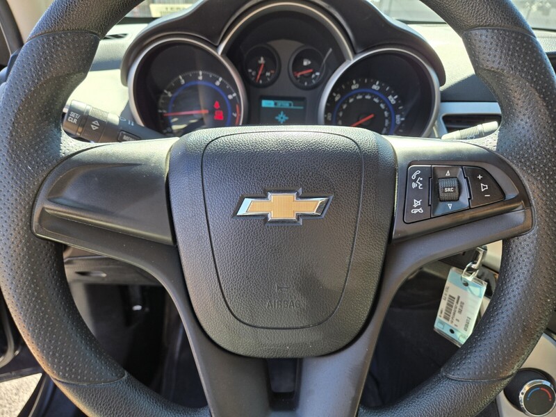 2016 Chevrolet Cruze LS photo 15