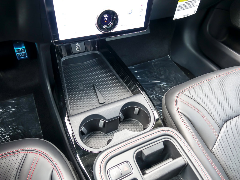 2025 FORD MUSTANG MACH-E - Image 18