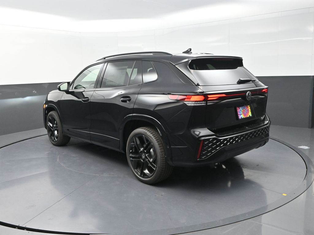 2025 Volkswagen Tiguan SE R-Line Black photo 4