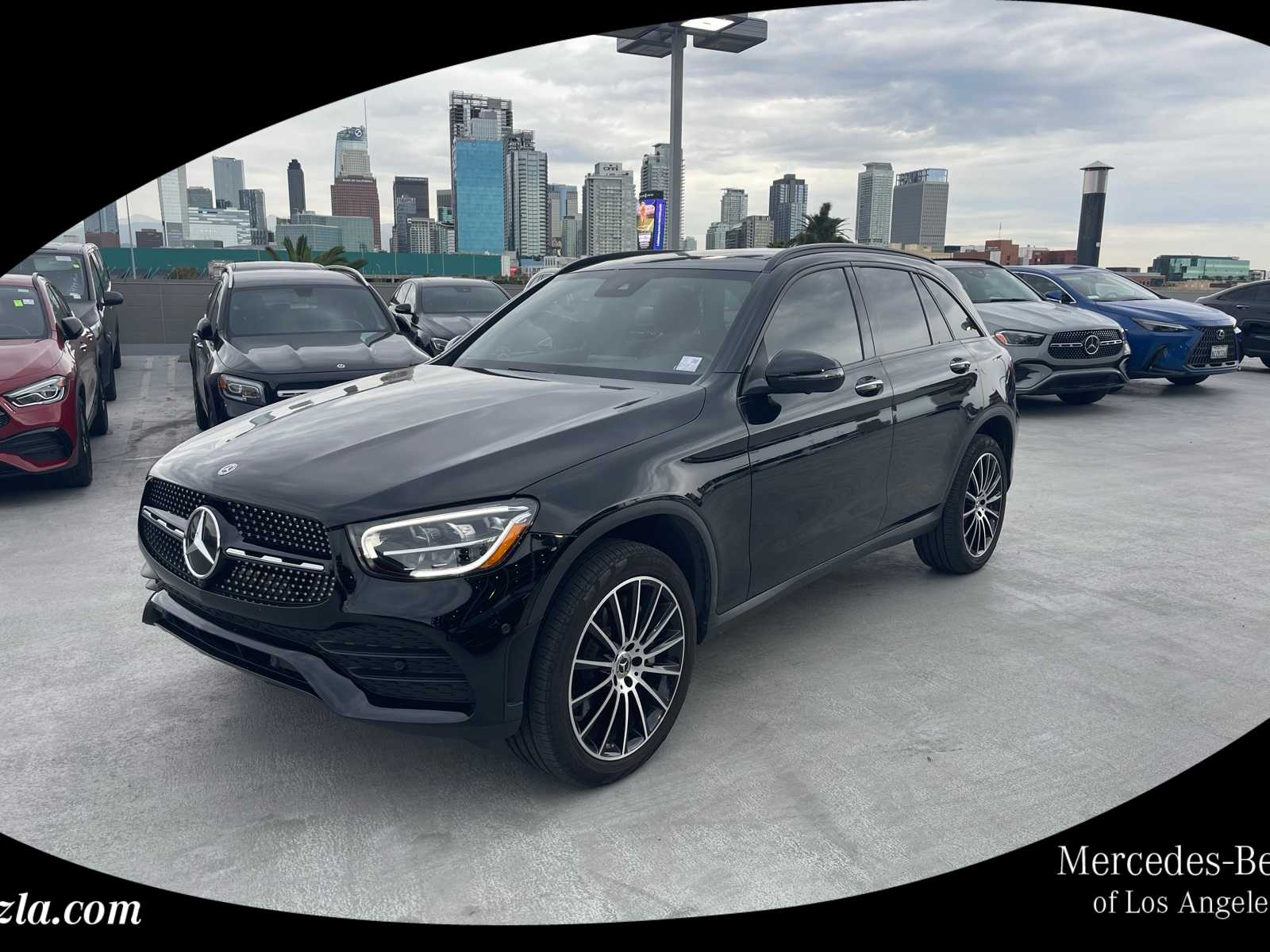 2022 Mercedes-Benz GLC GLC300's photo