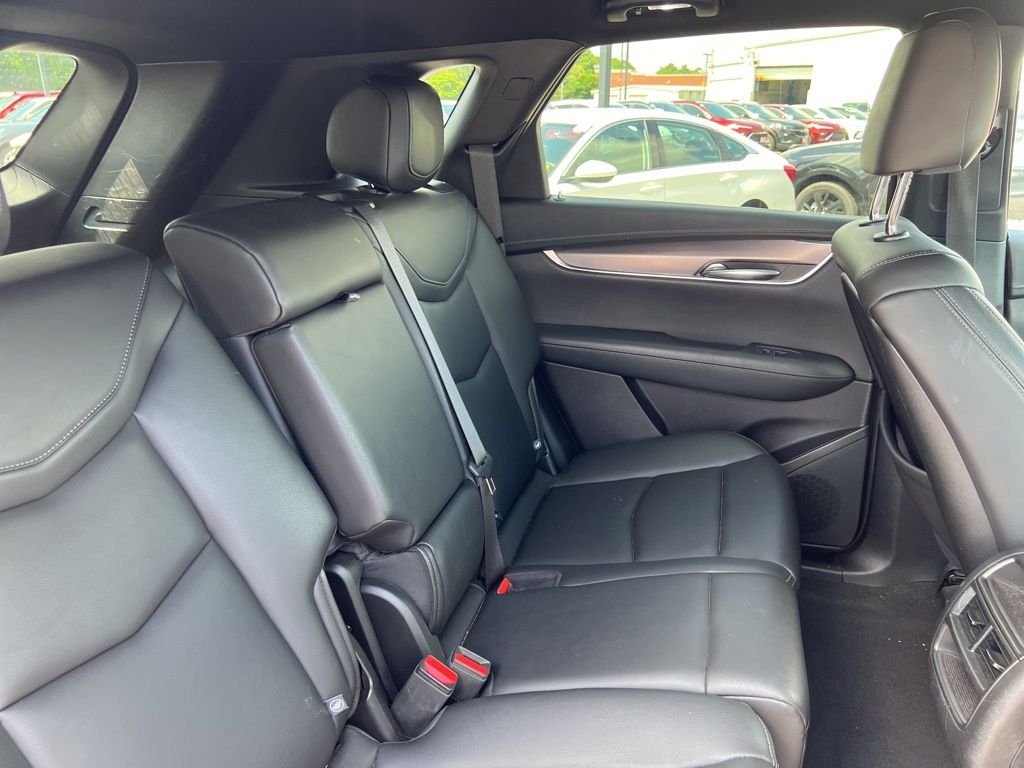 2022 Cadillac XT5 Luxury photo 30