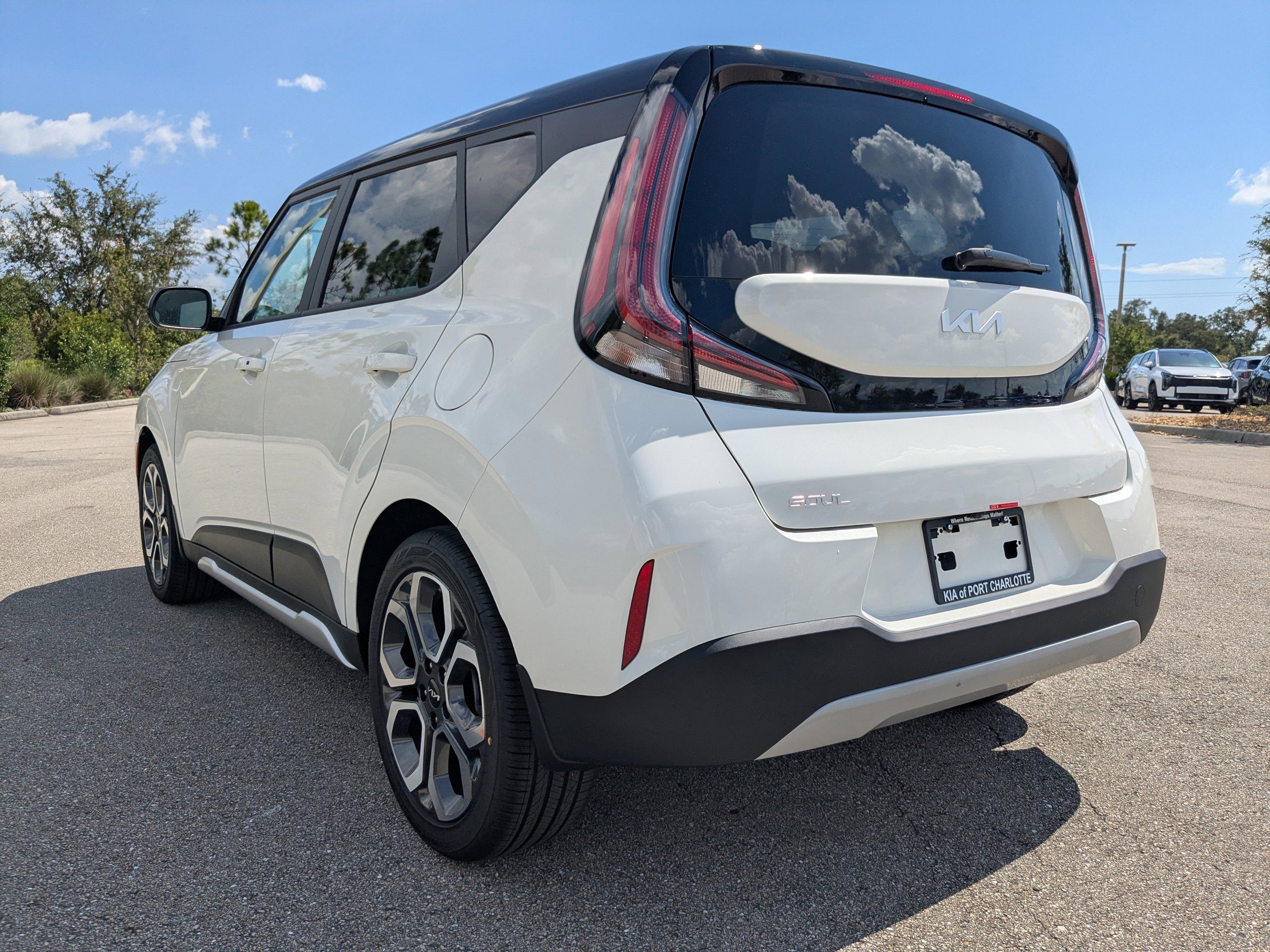 2025 Kia Soul EX photo 4