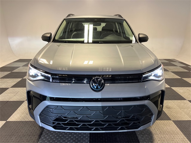 2025 Volkswagen Taos S photo 2