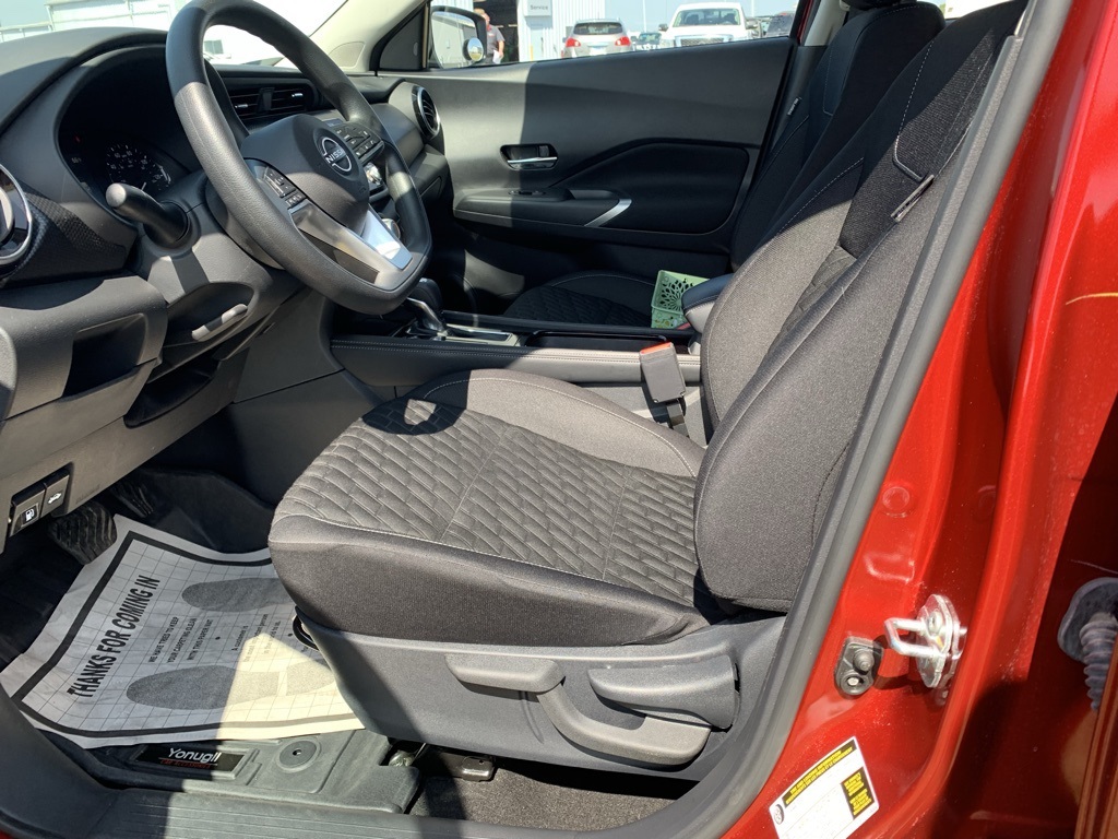 2023 Nissan Kicks SV photo 8