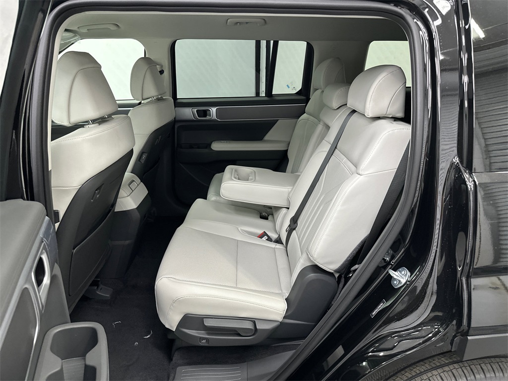 2026 Hyundai Santa Fe SEL photo 21