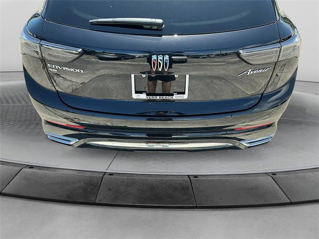 2025 Buick Envision Avenir photo 9