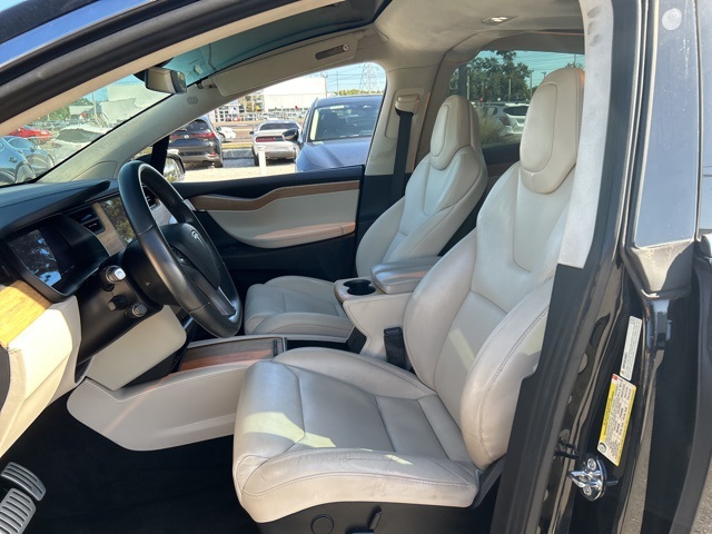 Used 2018 Tesla Model X 75D with VIN 5YJXCBE22JF111700 for sale in Tampa, FL