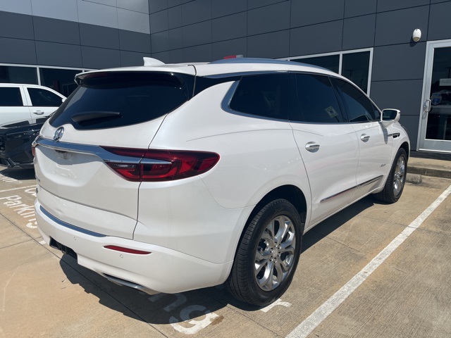 2020 Buick Enclave Avenir photo 2