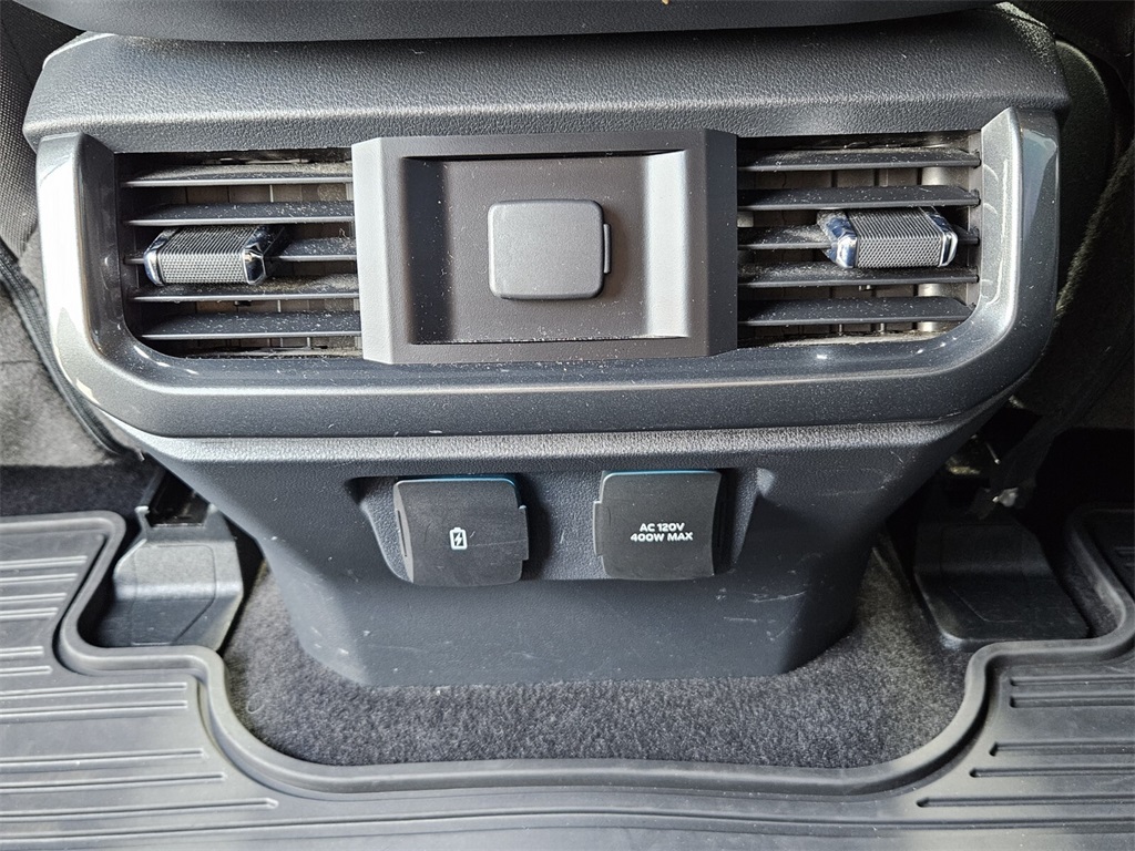 2023 Ford F-150 XLT photo 8