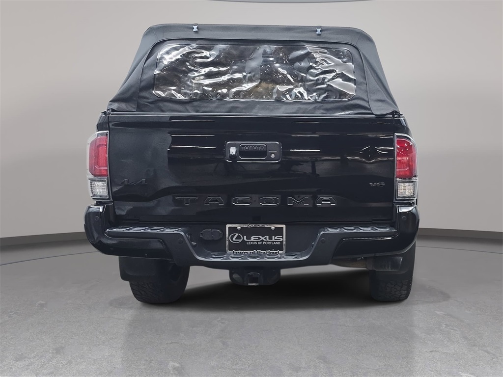 2021 Toyota Tacoma Limited photo 2