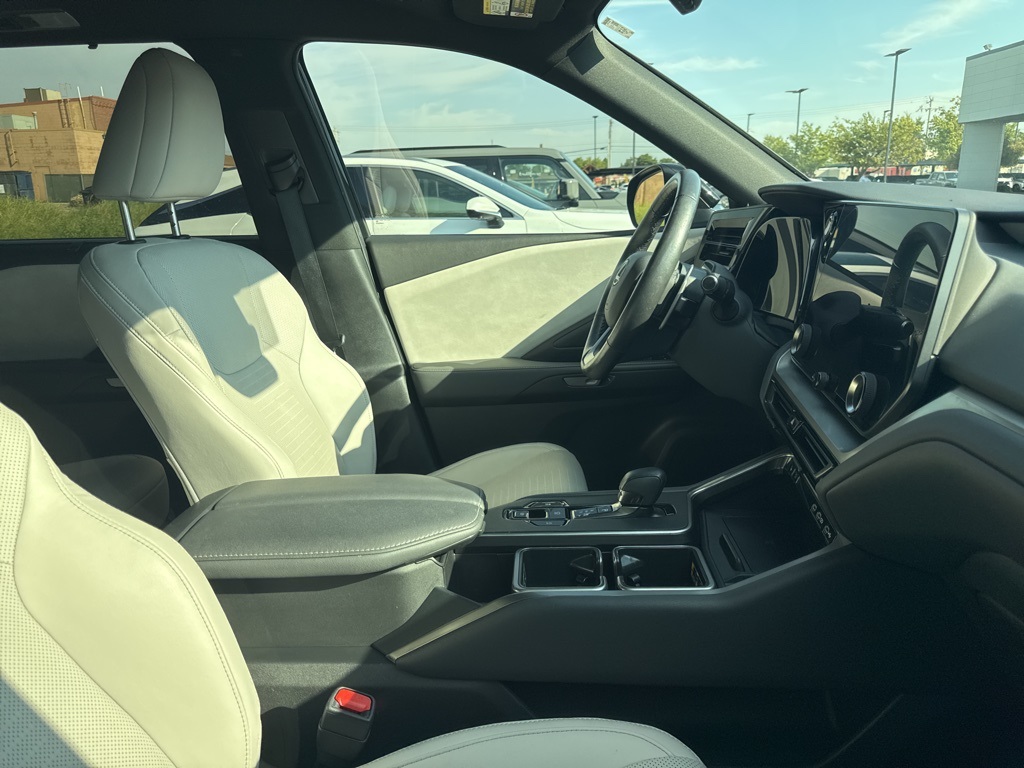2024 Lexus TX 350 photo 11