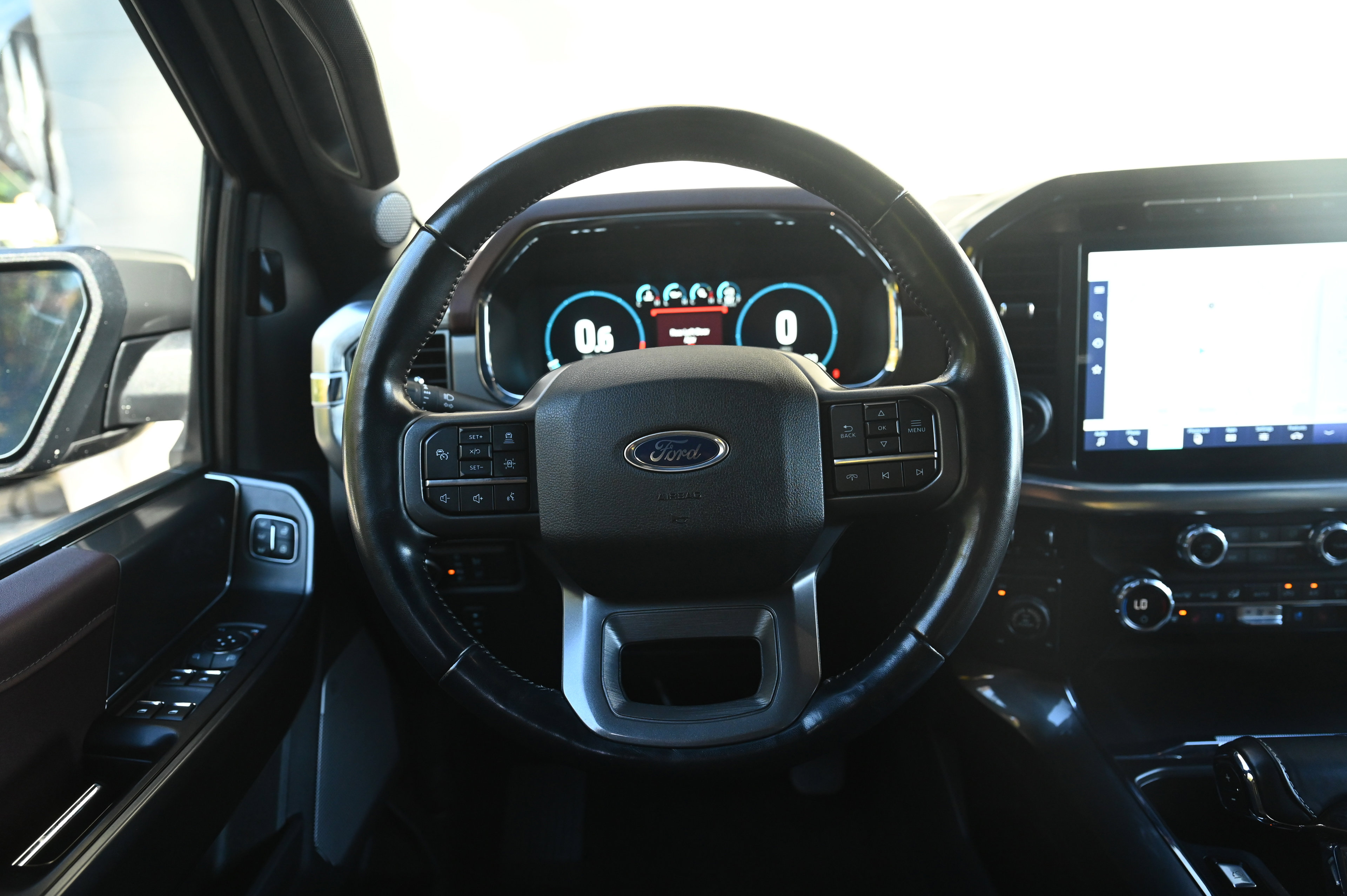 2021 Ford F-150 Lariat photo 35