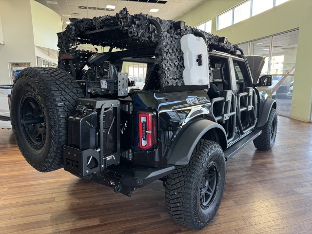 2024 Ford Bronco Outer Banks photo 4