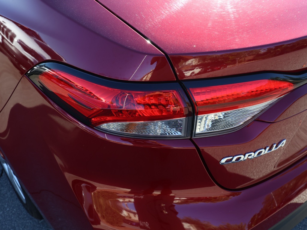 2024 Toyota Corolla LE photo 4