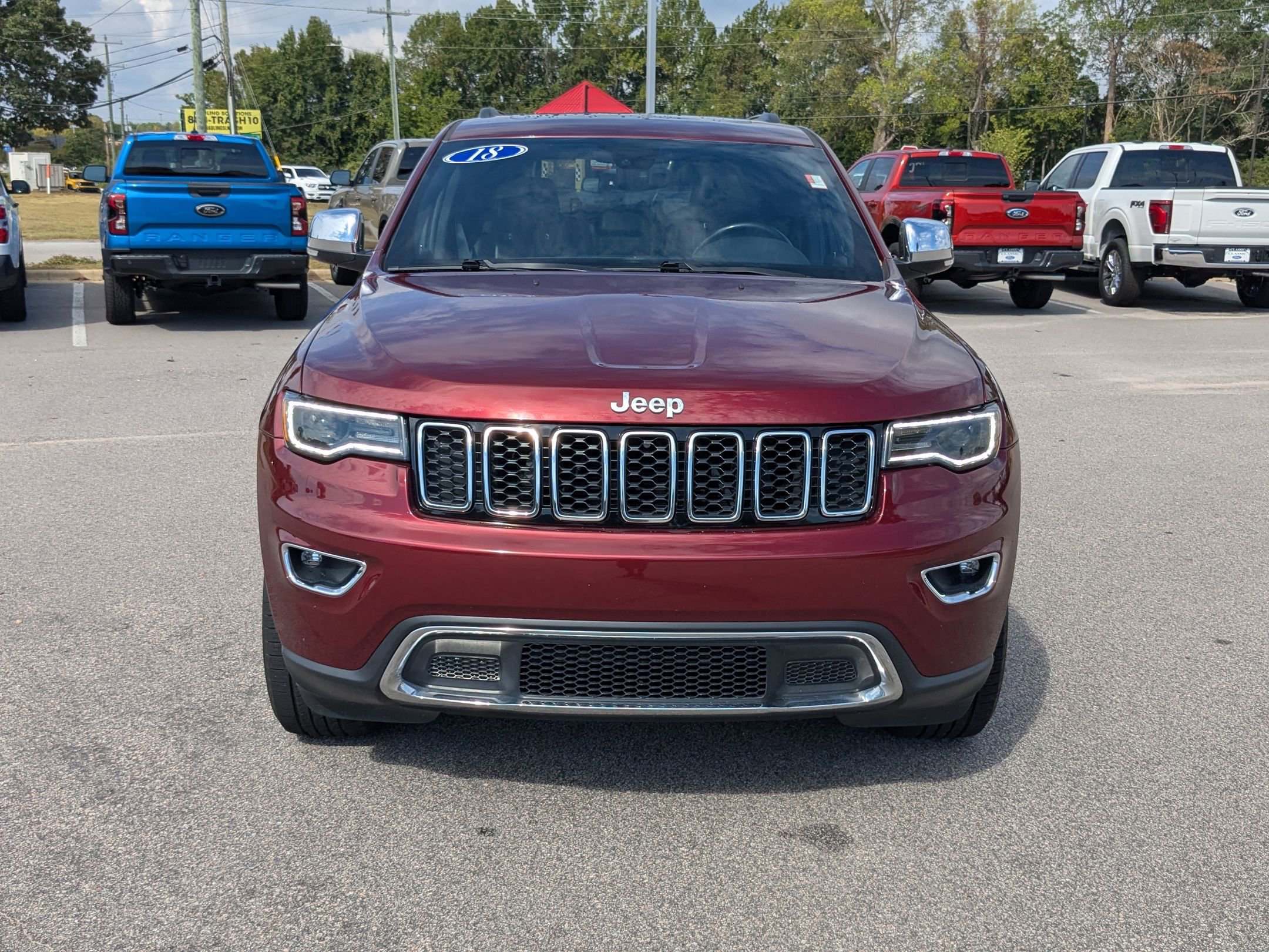 2018 Jeep Grand Cherokee Limited Sport photo 3