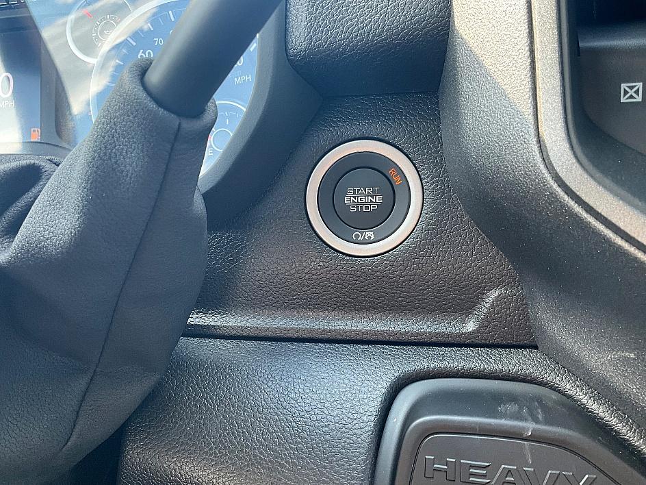 2025 Ram 2500 Tradesman photo 18