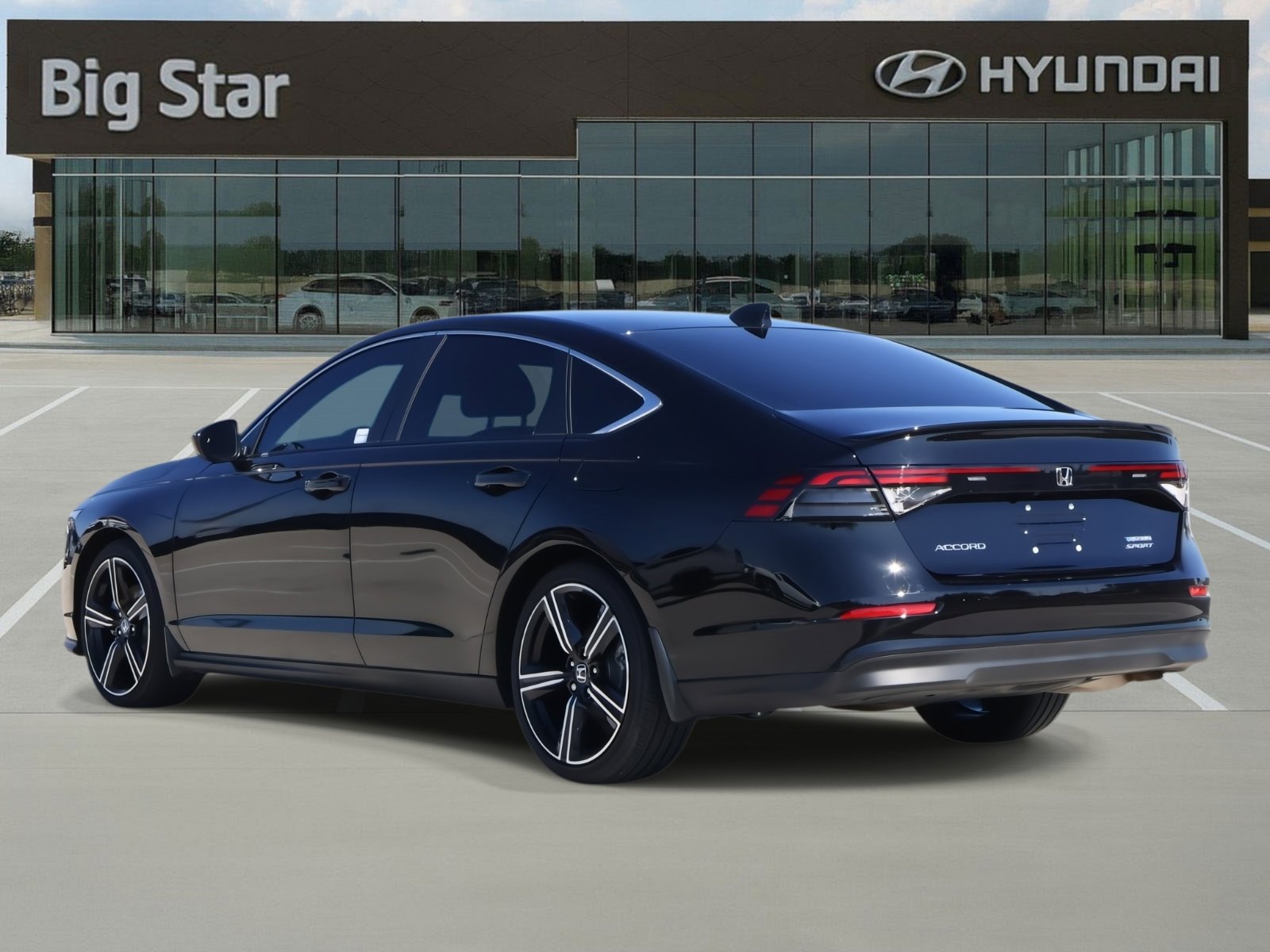 2025 Honda Accord - Image 3