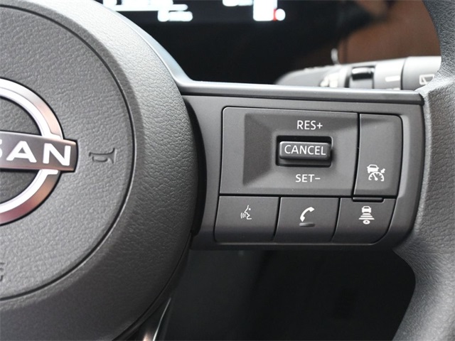 2025 Nissan Kicks SV photo 2
