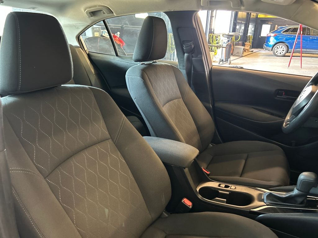 2024 Toyota Corolla LE photo 30