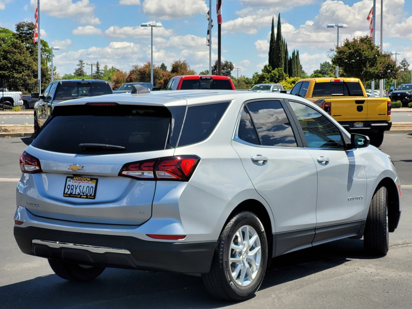 2022 Chevrolet Equinox LT photo 4