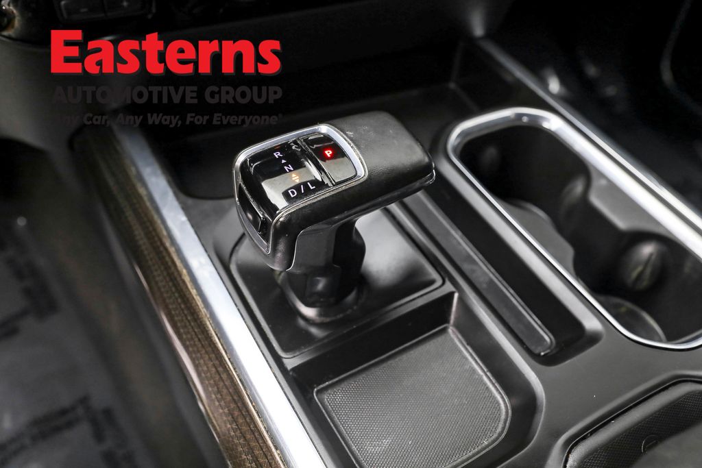 2023 Chevrolet Silverado 1500 RST photo 9