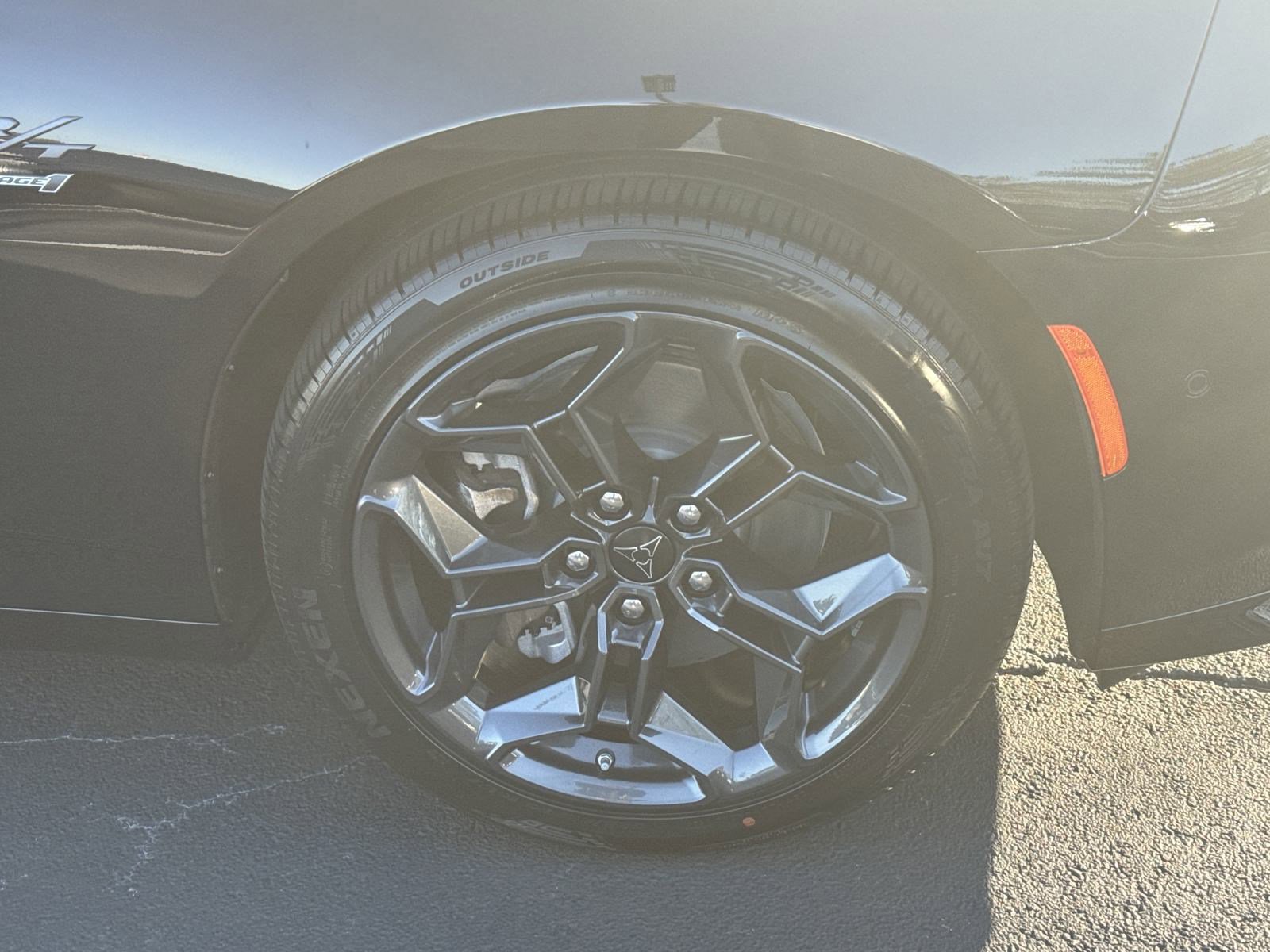 2025 Dodge Charger R/T photo 8