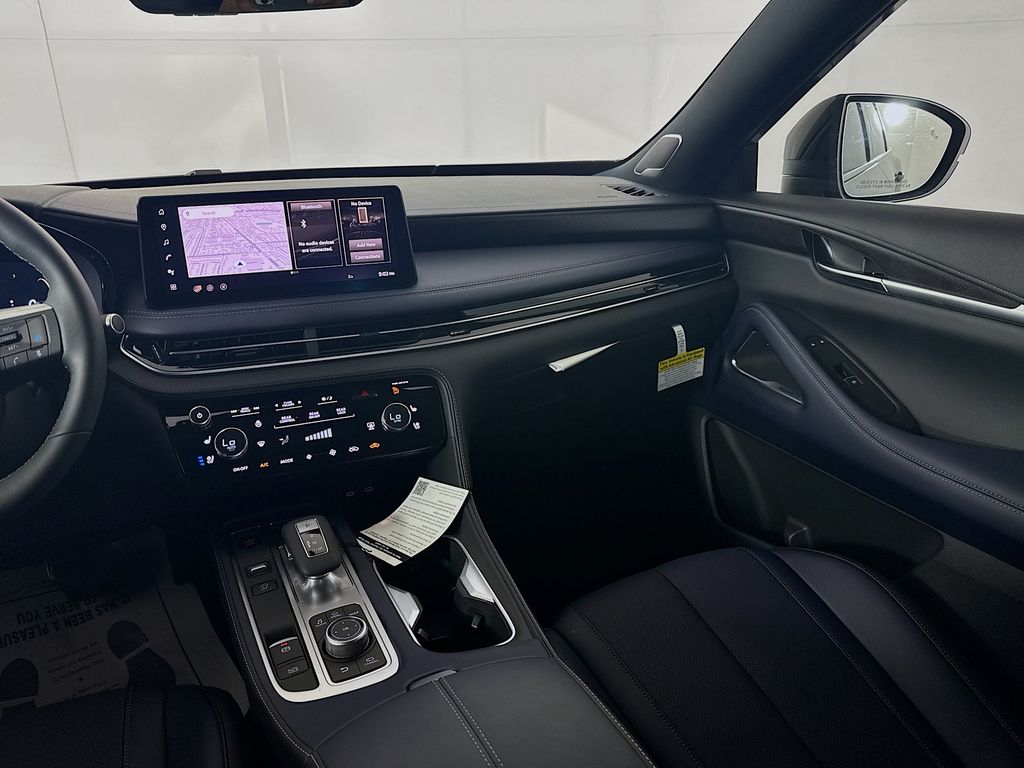 2026 Infiniti QX60 Luxe photo 26