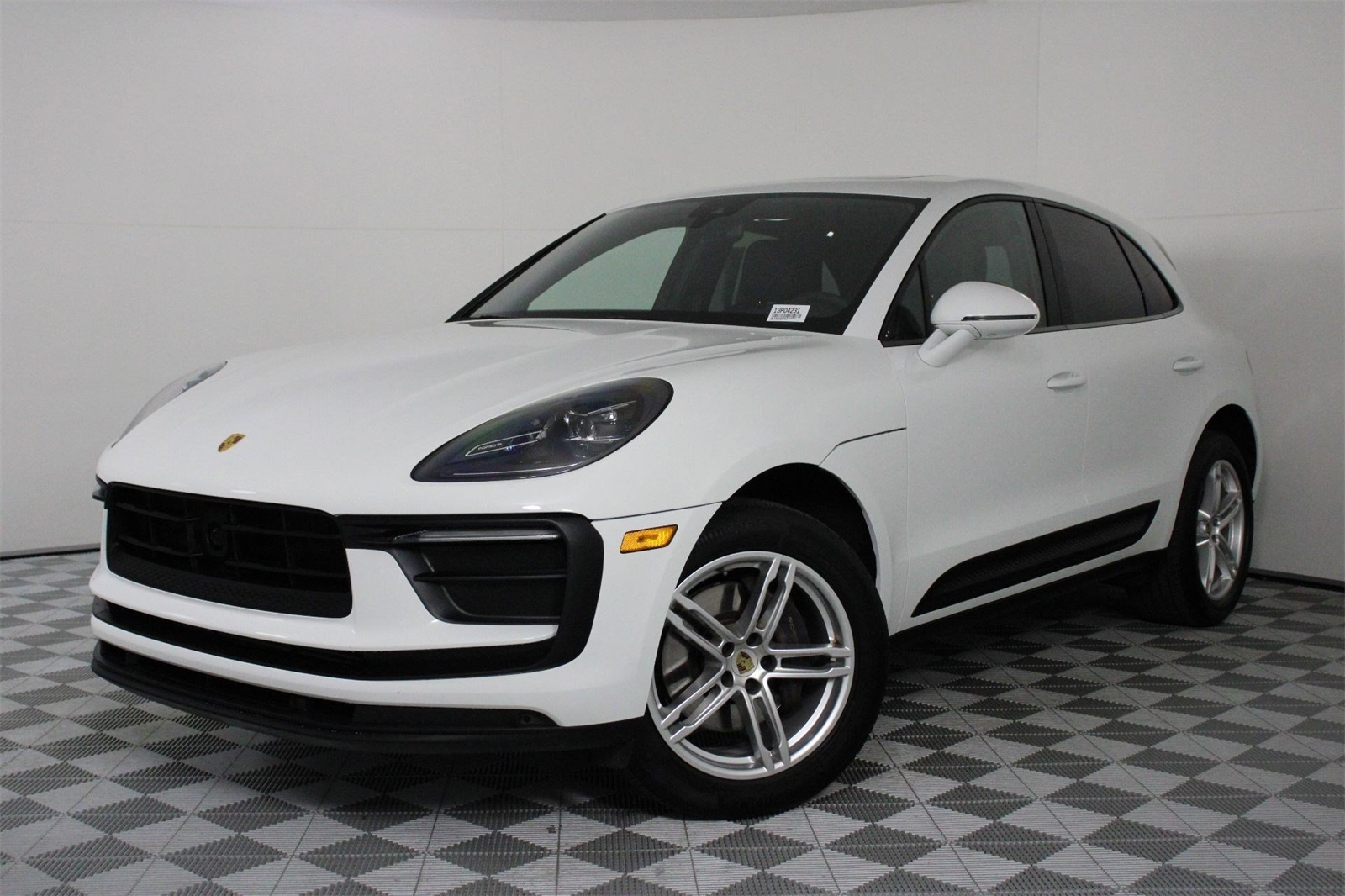 Certified Pre-Owned 2023 Porsche Macan 