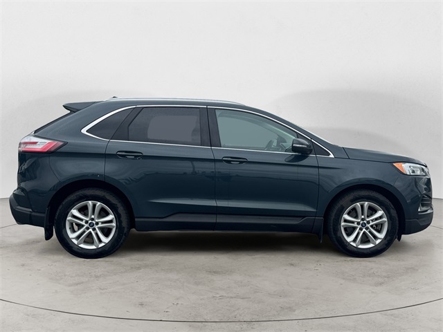 2019 Ford Edge SEL photo 5