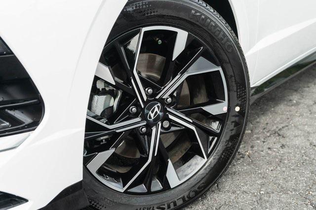 2025 Hyundai Sonata SEL photo 2