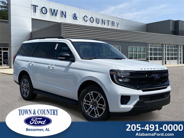 2025 Ford Expedition Active's photo