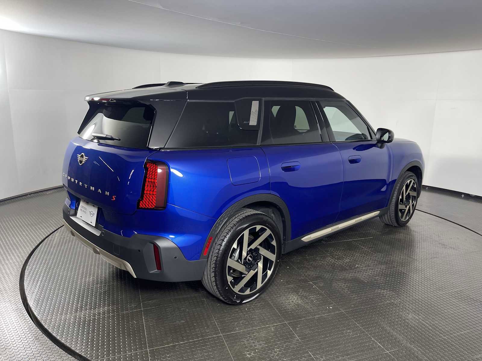 2025 Mini Cooper S ALL4 photo 4