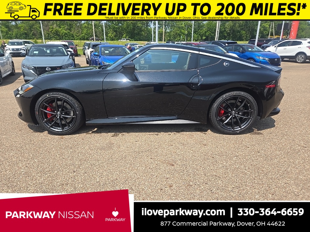 2025 Nissan Z Performance photo 4