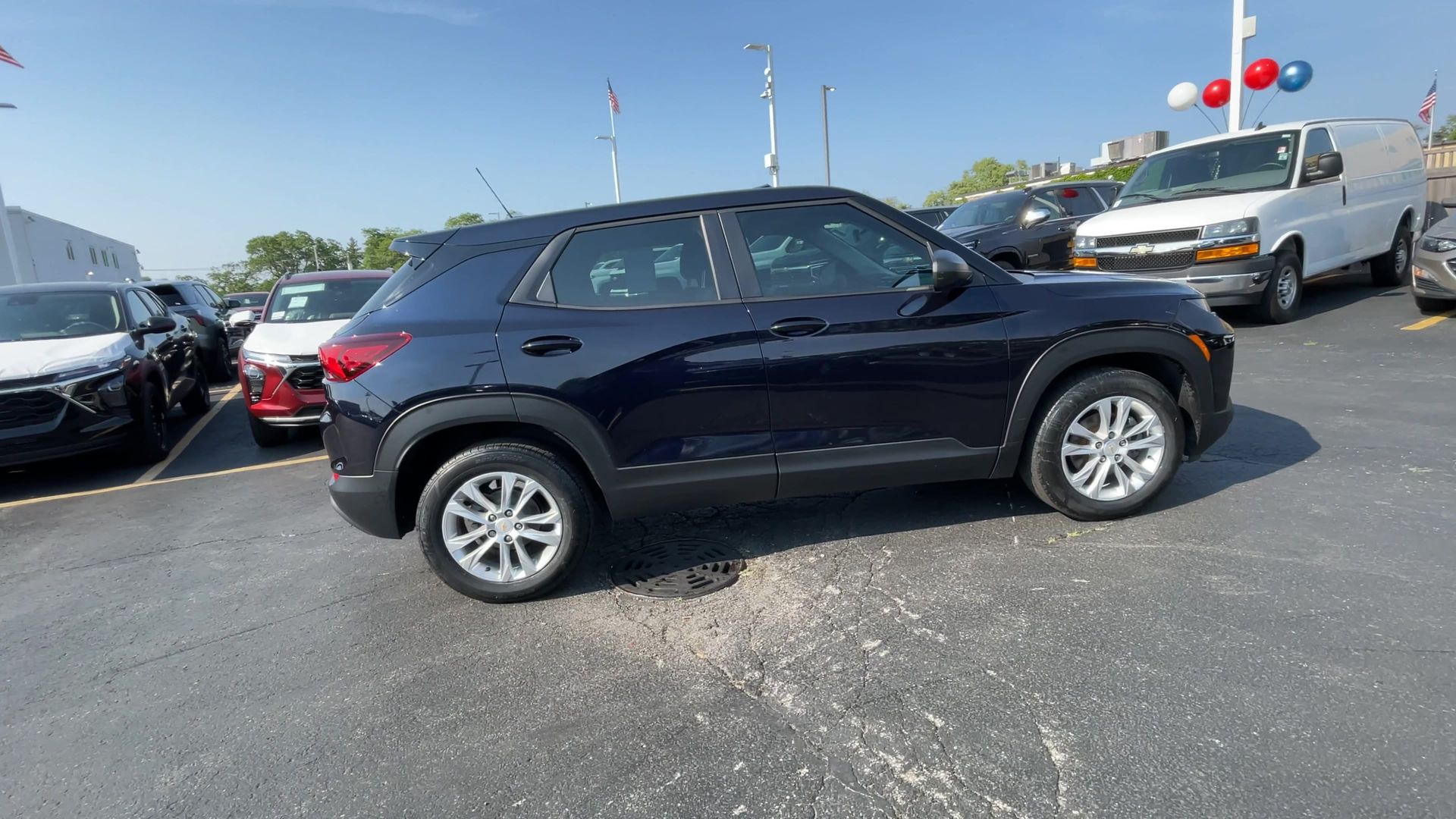 2021 Chevrolet Trailblazer LS photo 9