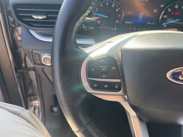 2022 Ford Explorer XLT photo 13
