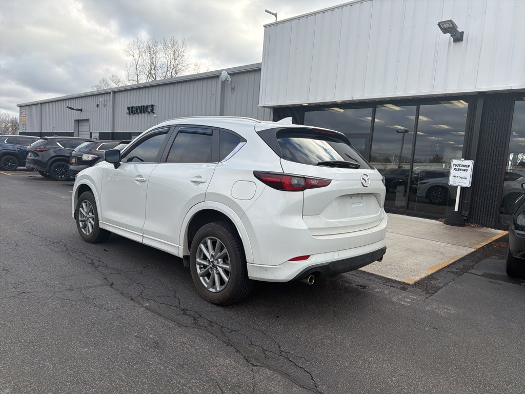 2024 Mazda CX-5 2.5 Select photo 3