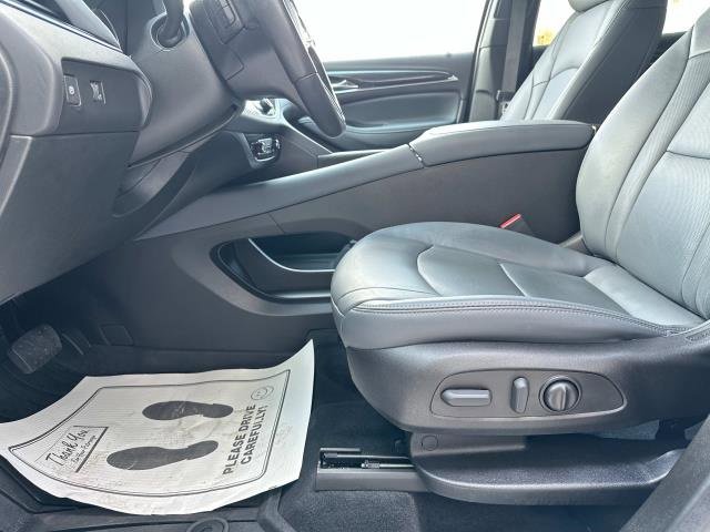 2022 Buick Enclave Essence photo 45