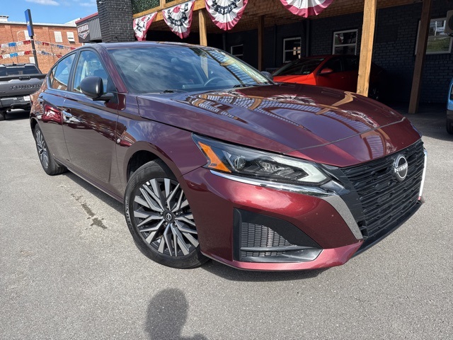 2024 Nissan Altima 2.5 SV photo 3