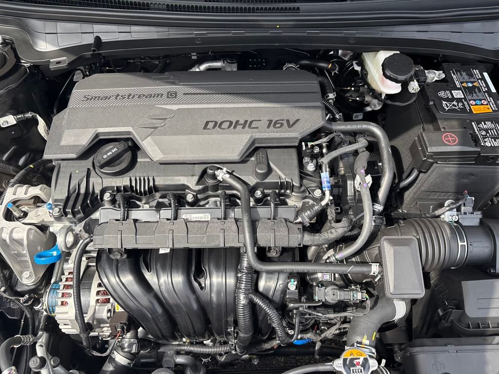2025 Kia K4 GT-Line photo 31
