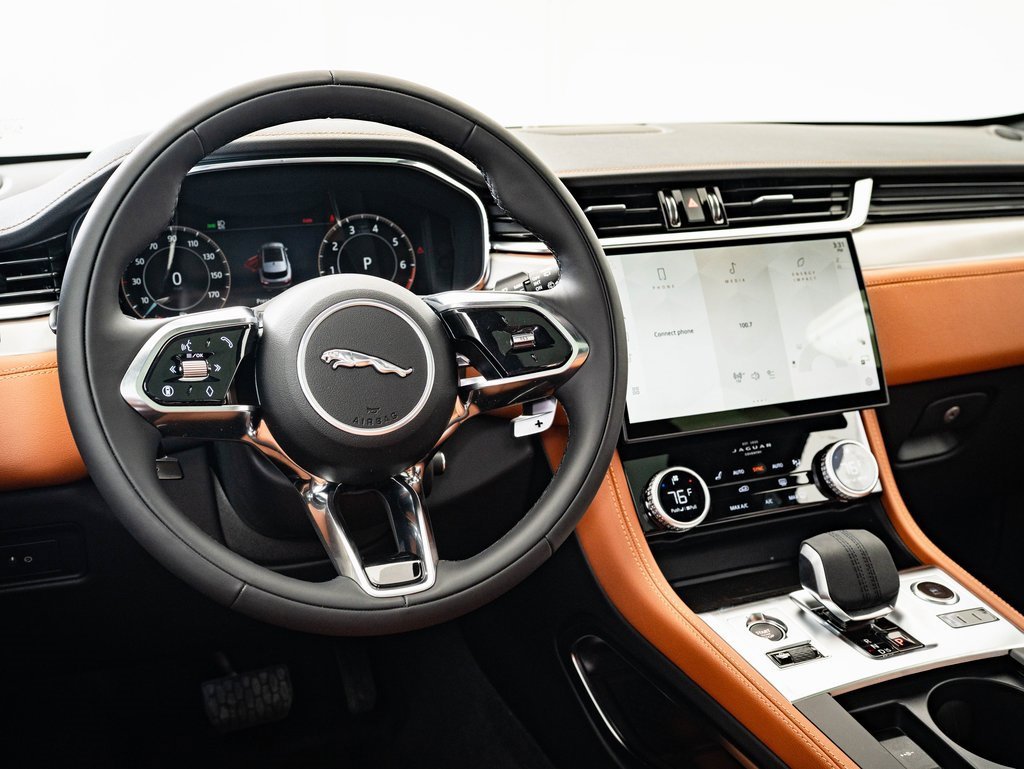 2026 Jaguar F-PACE P400 R-Dynamic S photo 4