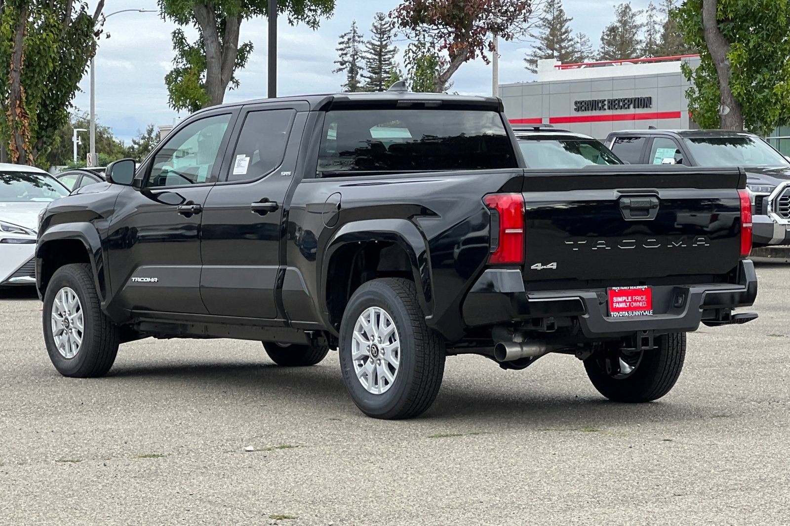 2025 Toyota Tacoma SR5 4x4 Double Cab photo 7