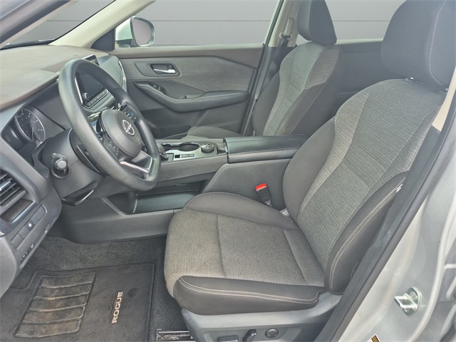 2023 Nissan Rogue SV photo 24